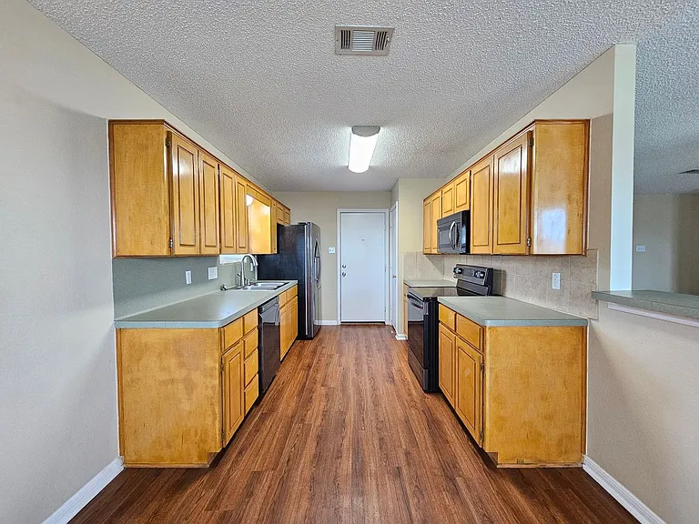 4306 Secretariat Dr — Photo 5