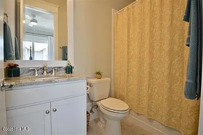 18 Seagull St #B — Photo 35