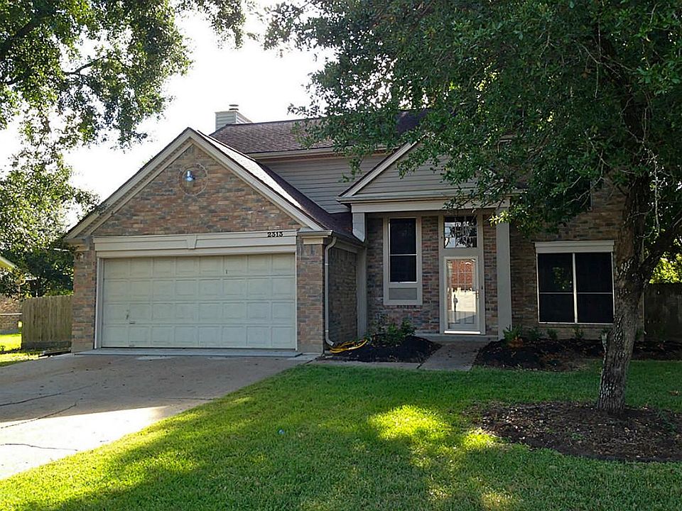 1st image of 2313 Lynn Dr