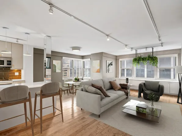 77 West 55th Street image 1 of 19