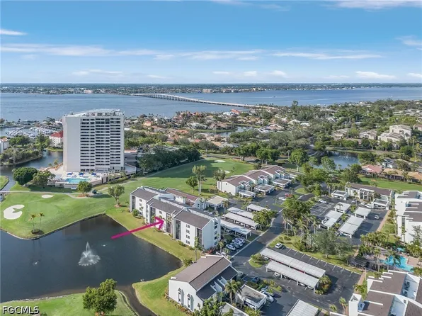 4585 Trawler Ct APT 303, Fort Myers, FL 33919