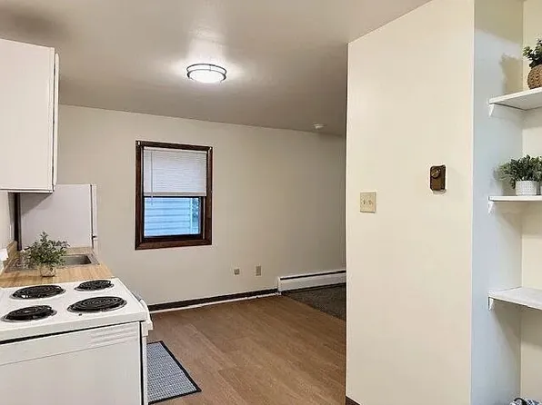 52 Pine St #54-1L, Rensselaer, NY 12144