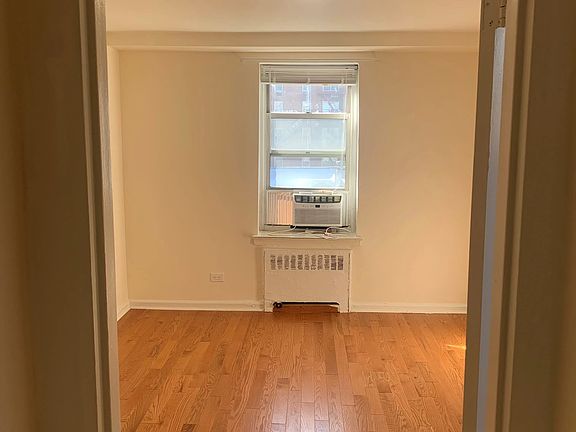 2nd image of 64-74 Saunders St #5C