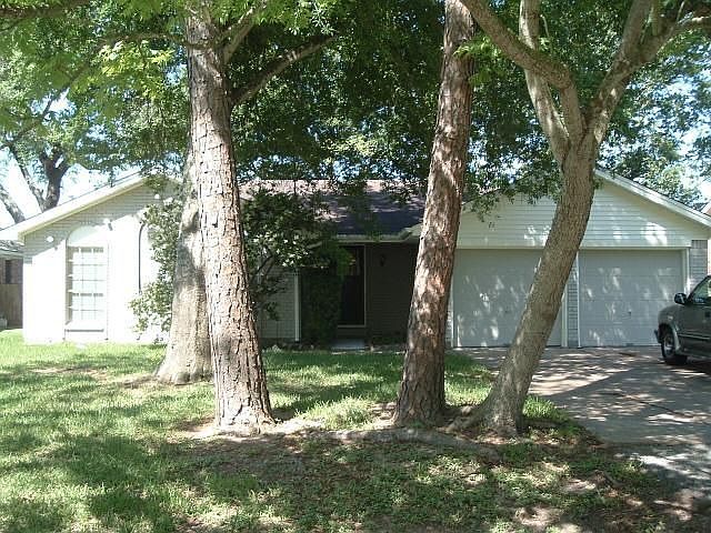 1st image of 710 Seminole Dr