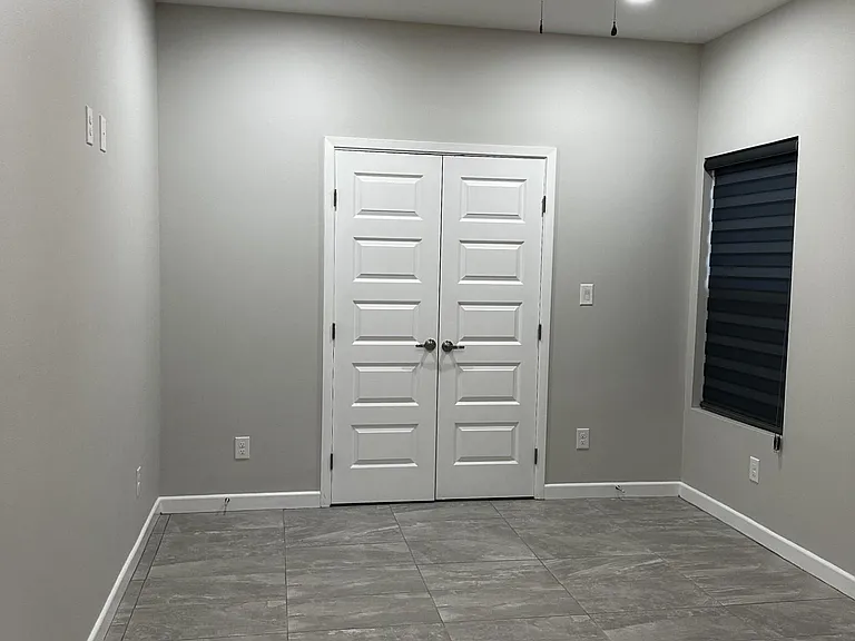 1002 Sugar Garden Dr — Photo 14
