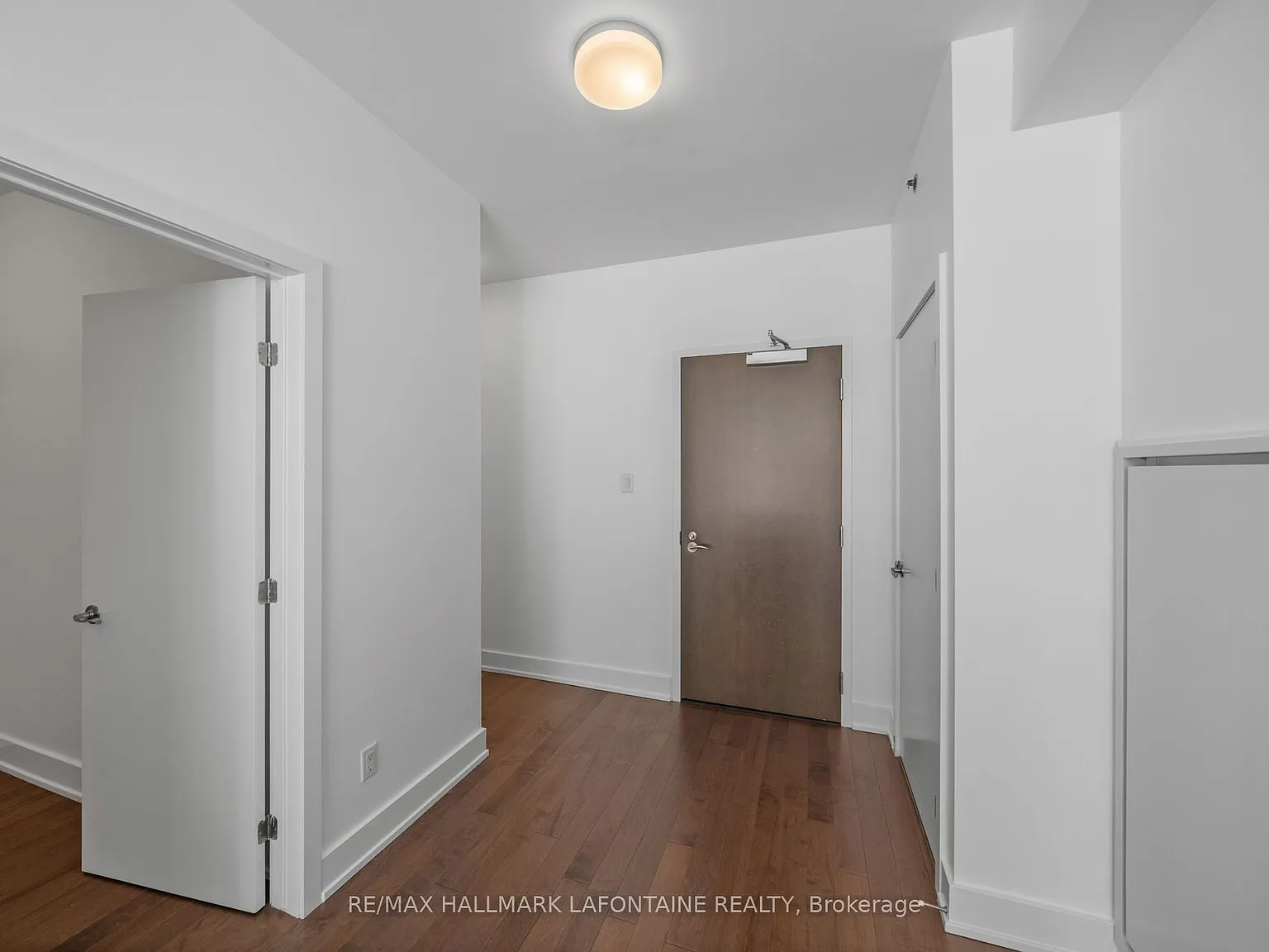 1 bed, $2,600 — Photo 3
