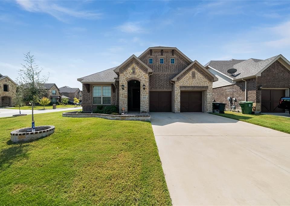 1st image of 4616 Plumeria Dr