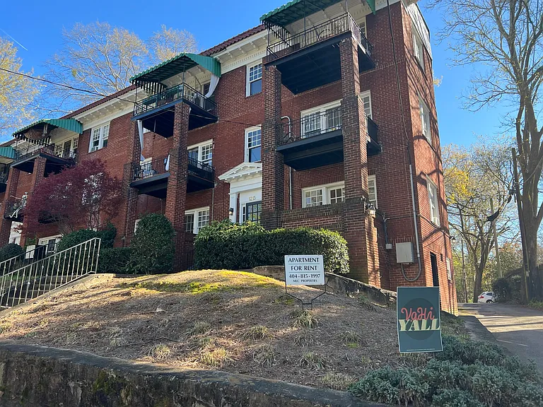 1215 Virginia Ave NE #5 — Photo 18