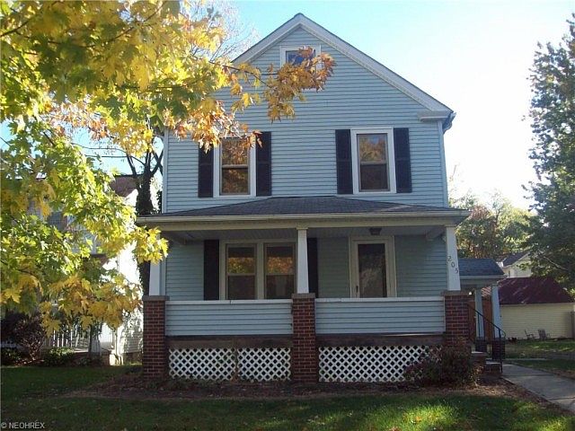 1st image of 205 Hawthorne St