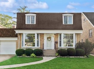 1419 S Prospect Ave, Park Ridge, IL 60068