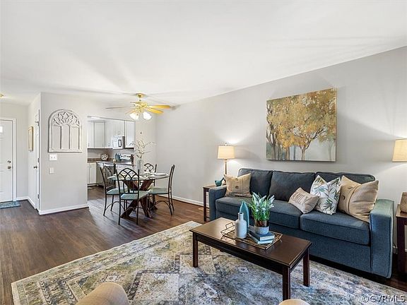 5th image of 3112 Lake Shire Ct