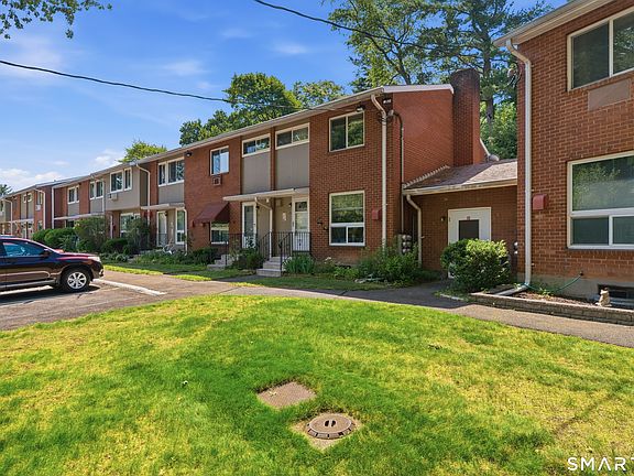 2nd image of 173 Worth Avenue