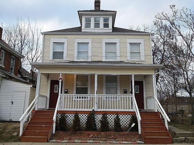 1st image of 1070 E Mound St