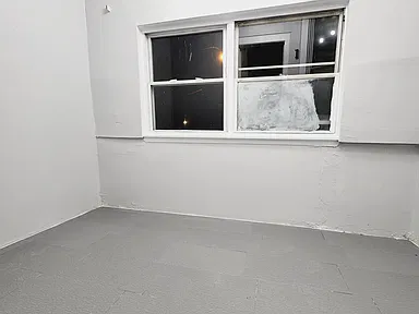 1086 Bond St #2 — photo 5 of 6