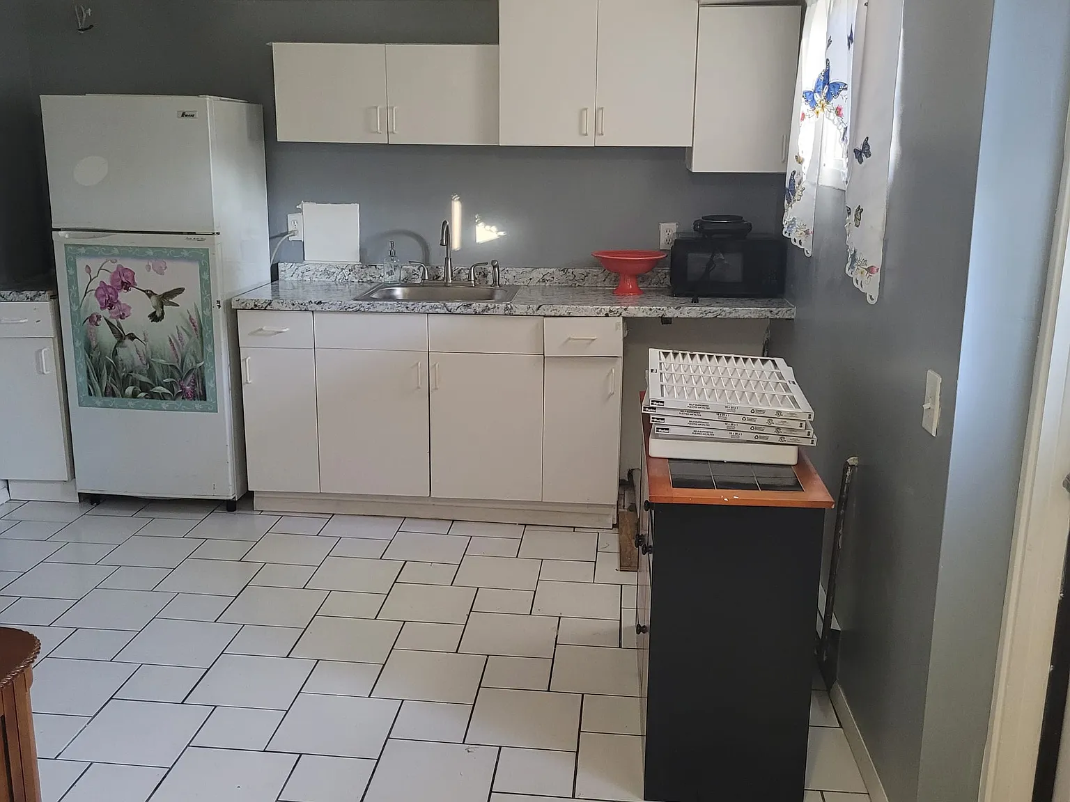 2230 Stanley Ter — Photo 4