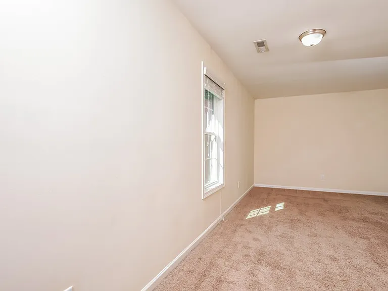 1301 Braemar Highland Dr — Photo 14