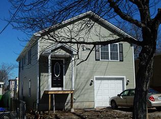 24 Alto St, Providence, RI 02909