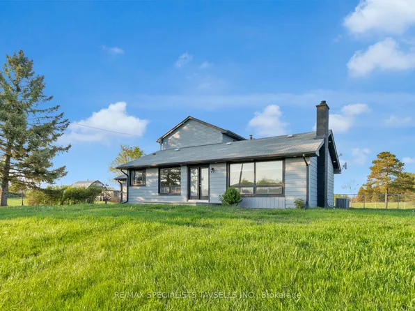 16045 Hurontario St, Caledon, ON L7C 2E5