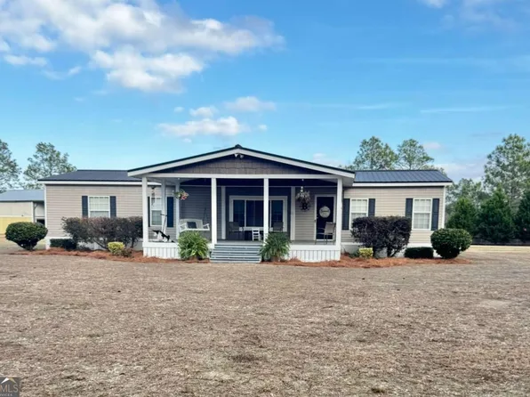 4037 Fairhaven Dr, Collins, GA 30421