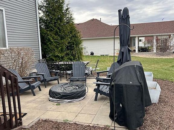 5th image of 3908 Valley View Rd