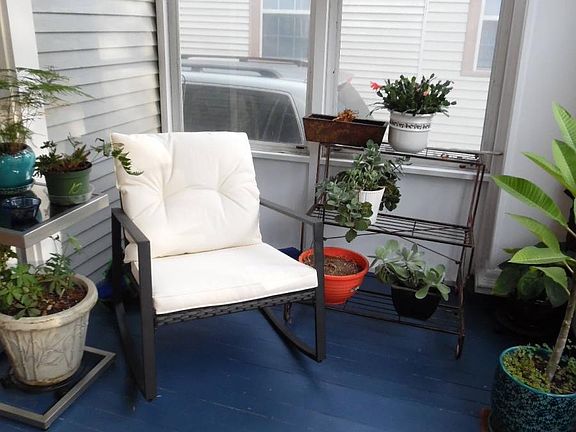 Front screened in porch