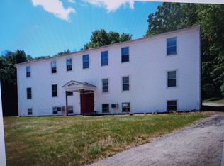 17 Southbridge Rd APT 2, Dudley, MA 01571
