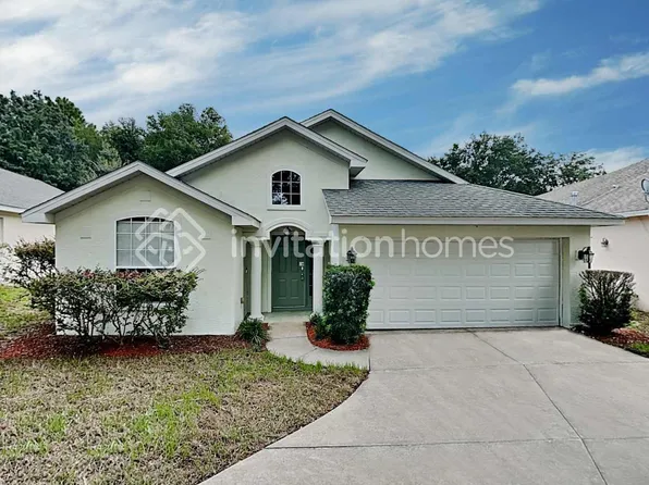 33238 Irongate Dr, Leesburg, FL 34788