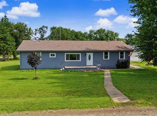 300 E Railroad Ave, Beverly, KS 67423