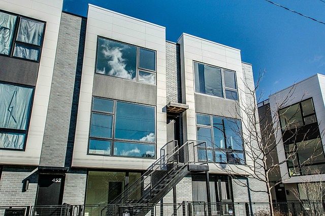 1st image of 450 W Oak St #42