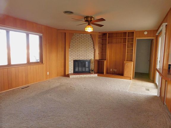 4th image of 3708 Crescent Ave
