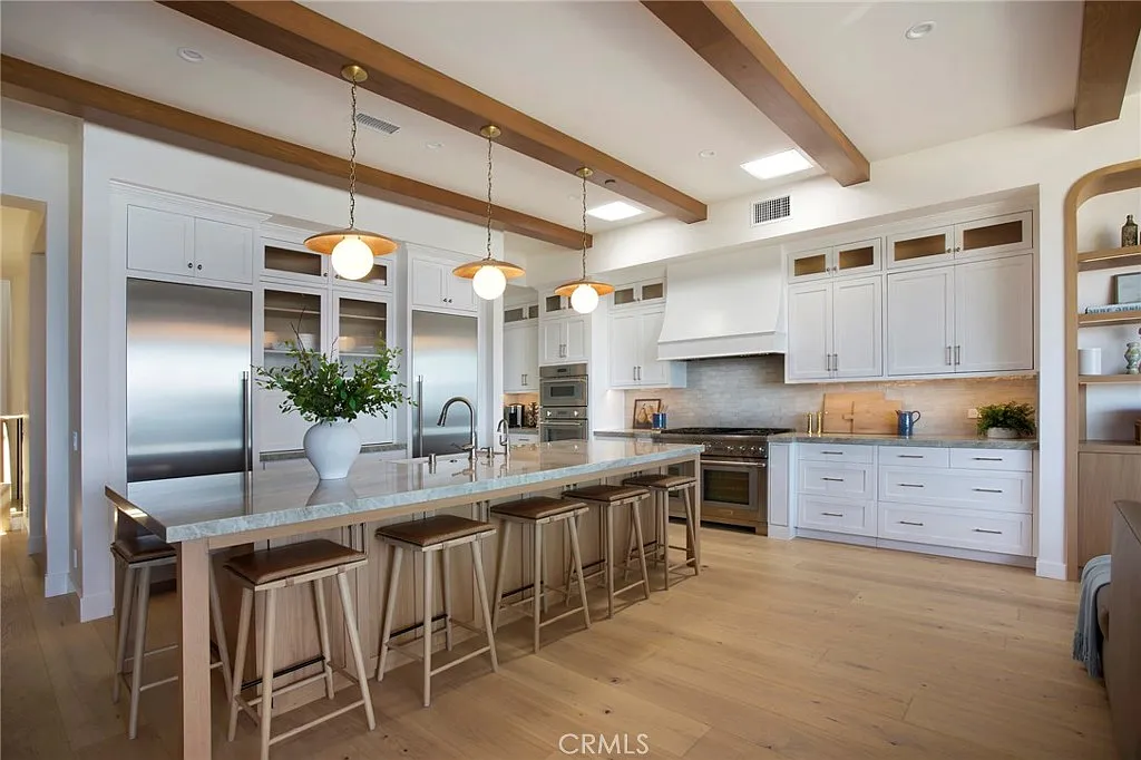 2 bed, 3.5 bath, 3504 sqft, $25,000 — Photo 4