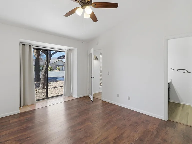 100 Bay Point Dr #3 — Photo 18
