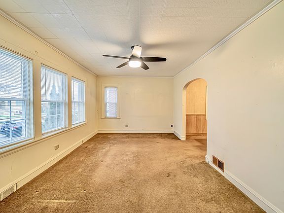 5th image of 4130 N Ottawa Ave