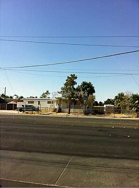 1st image of 3526 E Patrick Ln