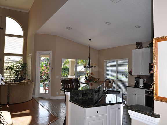 5th image of 4480 Coquina Dr