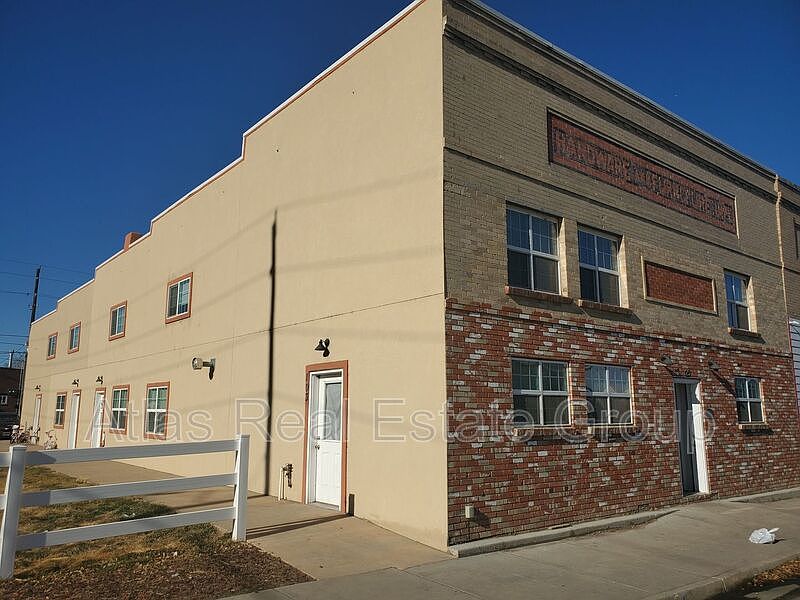 1st image of 125 Main St #2