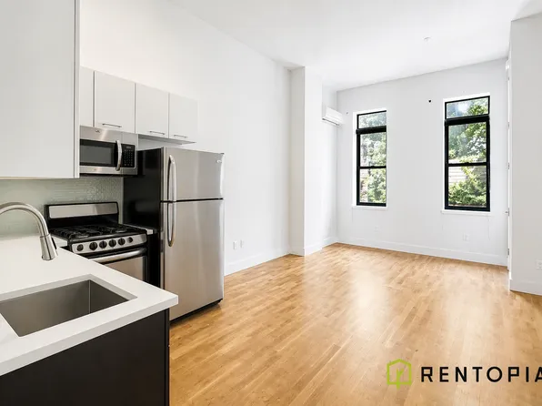 105 Vanderveer Street image 1 of 11