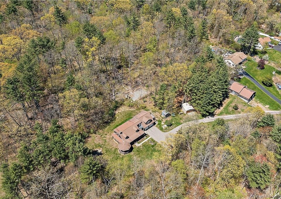 364 Reardon Rd, North Grosvenordale, CT 06255 MLS 170568250 Zillow