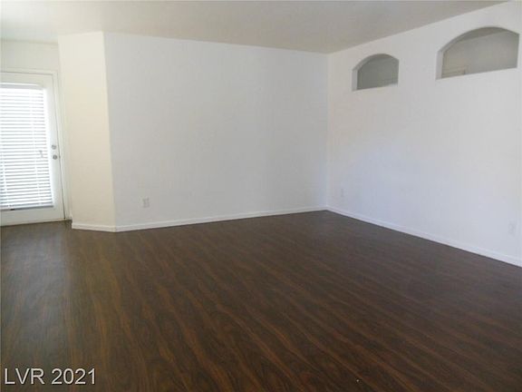 3rd image of 5032 Lunetto Ave #0