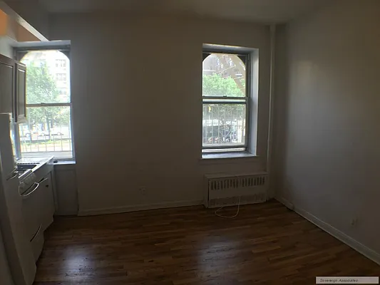 Rented by Sovereign Associates | media 6