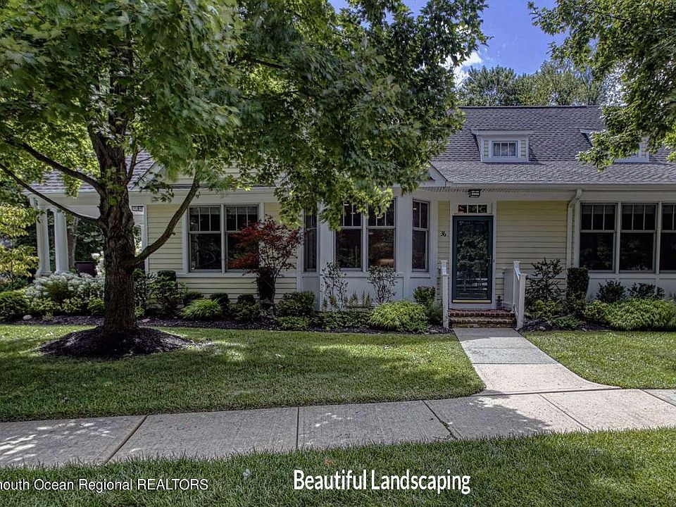 1st image of 36 Thornbrooke Drive