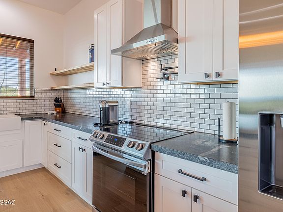 2nd image of 11261 E Camino Aurelia