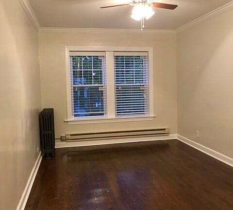 3rd image of 3631 N Hoyne Ave