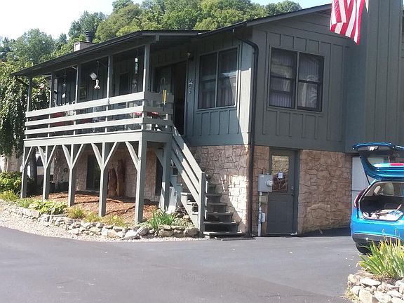 2nd image of 66 Sapphire Ln #65