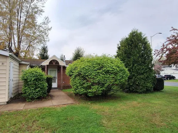 51 Maryland Rd, Plattsburgh, NY 12903