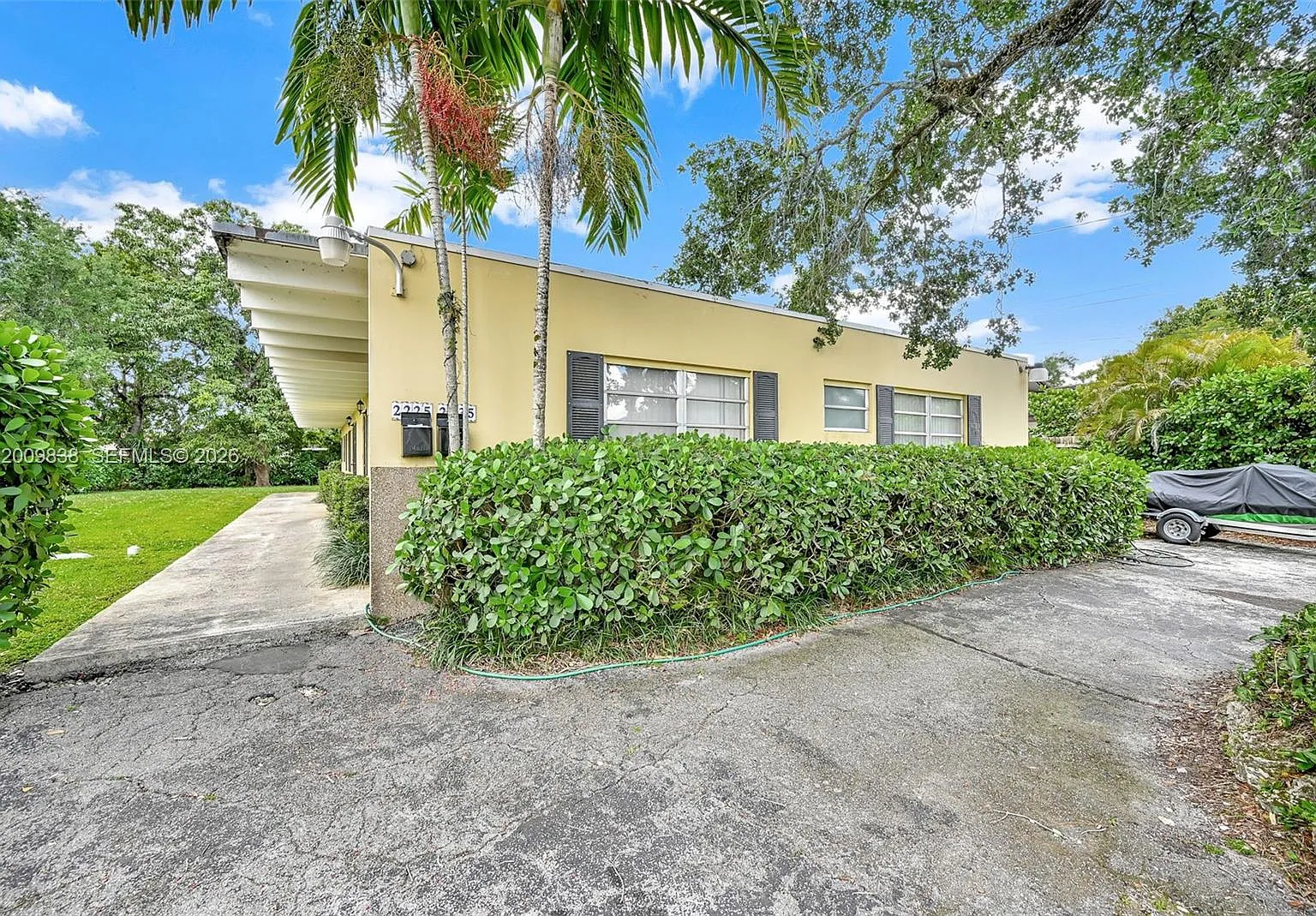 Coral Way Park Sec B — Photo 4