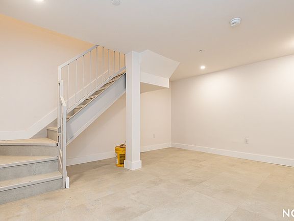 4th image of 103 Moore St #1I