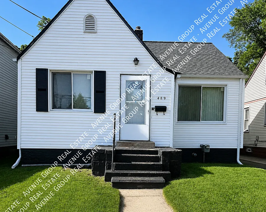 489 Central Ave