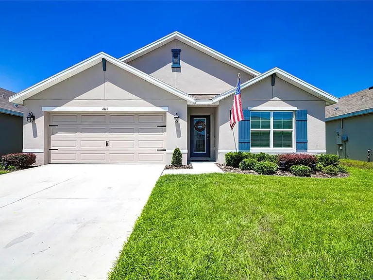 4111 Autumn Amber Dr — Photo 1