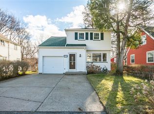 424 Helendale Rd, Rochester, NY 14609